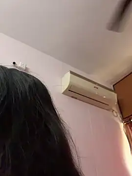 Sirishateluguammai's cam snapshot