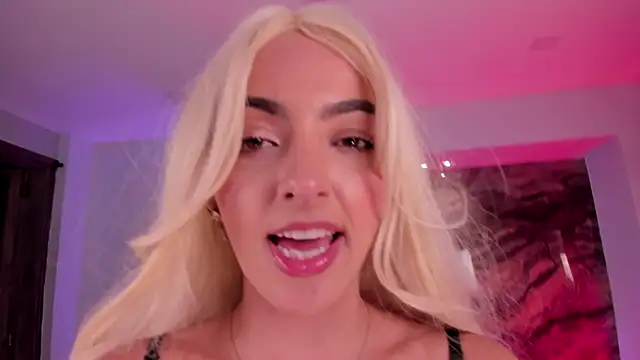 MelissaMoore_'s cam snapshot