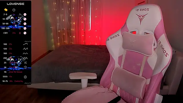 AdeleRoberts's cam snapshot