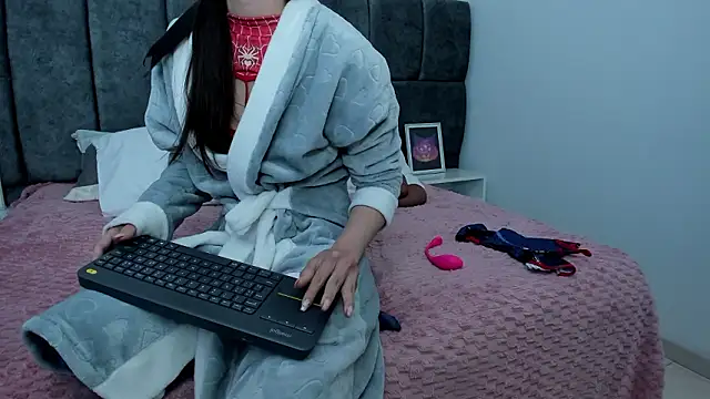 Astrid_Velle's cam snapshot