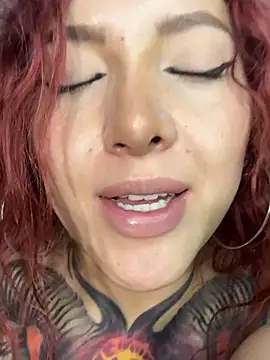 SelenaRouge1's cam snapshot