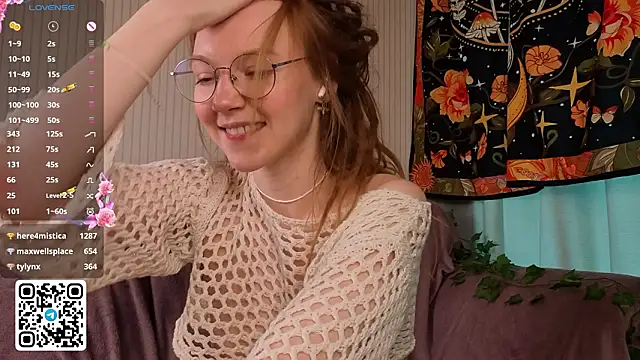 lyra_thenymph's cam snapshot