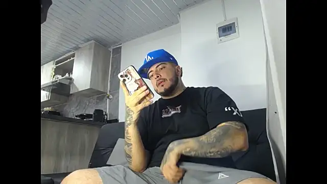 Nero_VanHelsing live sex cam