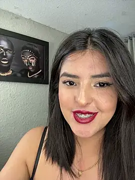 kim_zaratte live sex cam