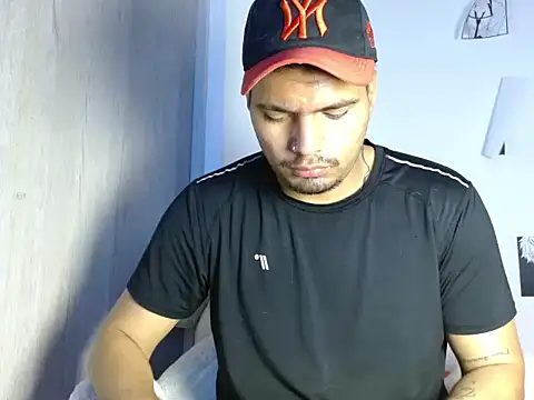 Henry_villa23 live sex cam