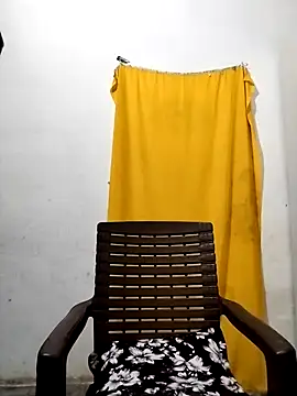 Cute-Naavya's cam snapshot