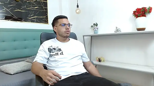 Trevor_Ash's cam snapshot