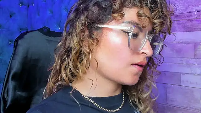 EmiliRouse_'s cam snapshot