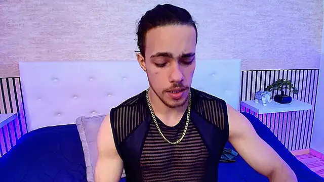 PatrickS25 live sex cam