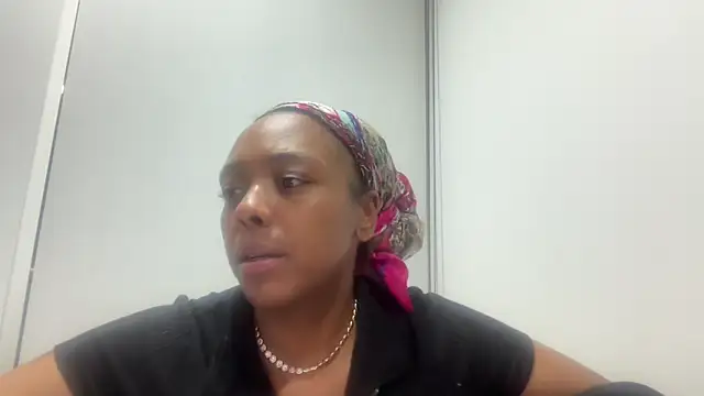 ChocolateCakeQueen live sex cam