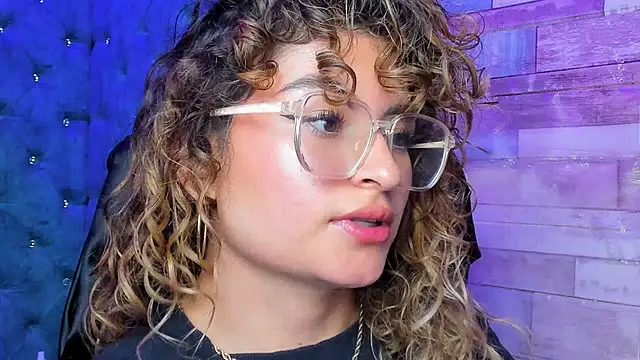 EmiliRouse_'s cam snapshot