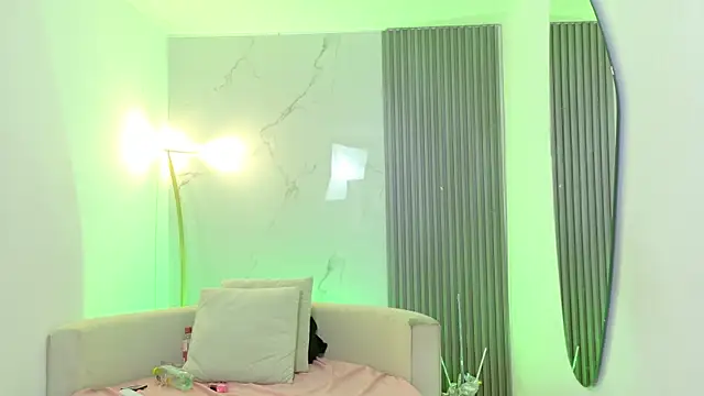 rouxinferno_cr's cam snapshot