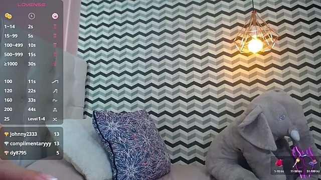 JAZMINLEVI's cam snapshot