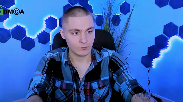 thomas_crow_'s cam snapshot