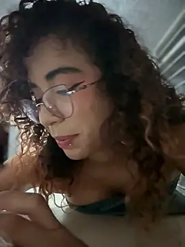 Woo_isDaphne's cam snapshot