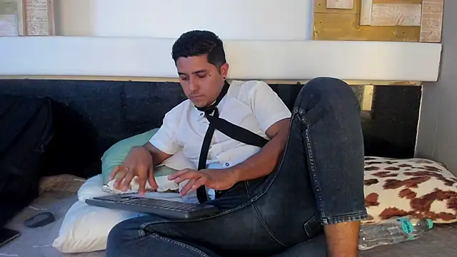 ThomasMontero's cam snapshot