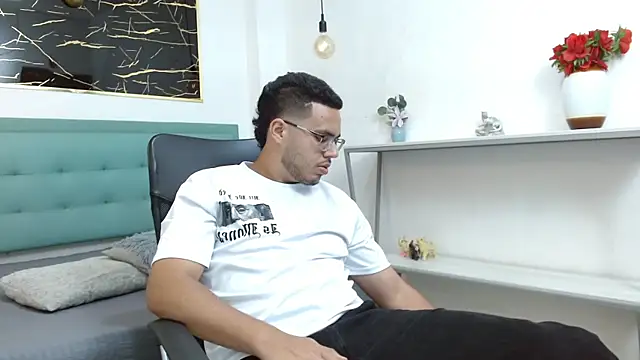 Trevor_Ash's cam snapshot