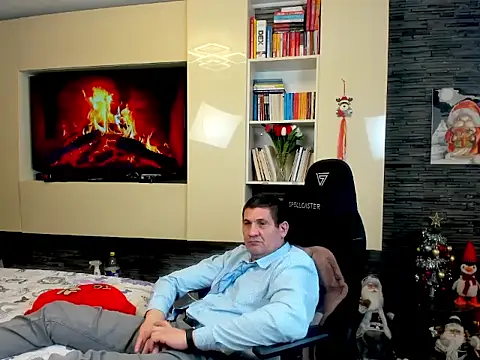 SpartacusDaddy48's cam snapshot