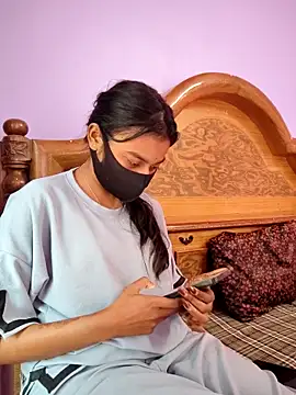 Student12th's cam snapshot