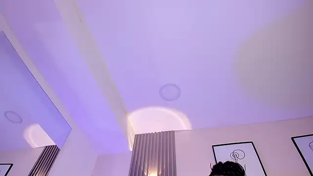 lucyhanson's cam snapshot