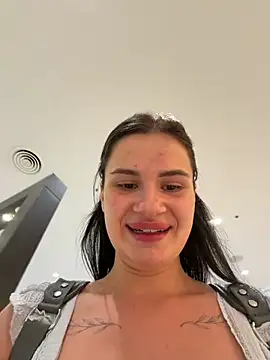 MiraReach live sex cam