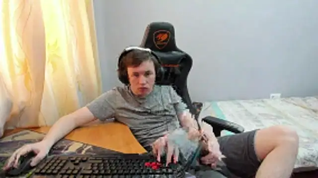 iliaskrislove live sex cam