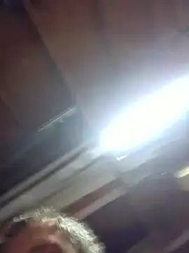 KrazyNutz420 live sex cam