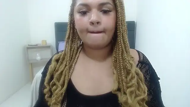 Rubi_Mitch's cam snapshot