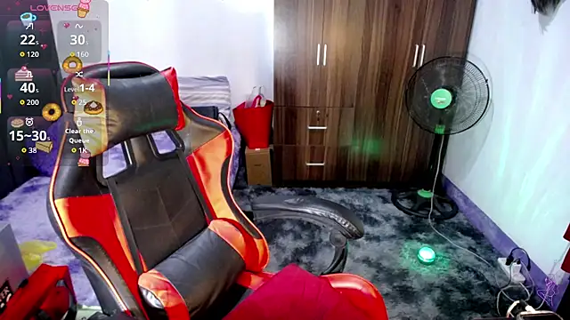 sofiathe1st live sex cam