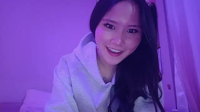 luvvivii live sex cam