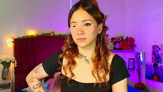 alisson_zafiro_'s cam snapshot