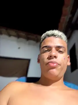 PrincesLeo's cam snapshot