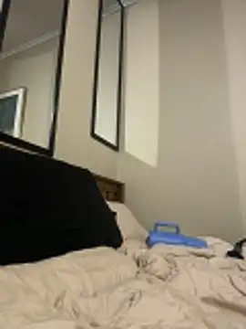 biggzee6's cam snapshot