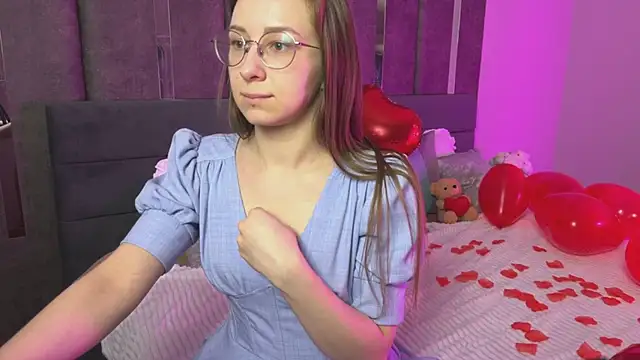 LillAlice's cam snapshot