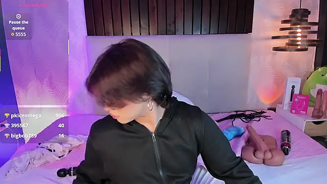 Creamy_Angelo live sex cam