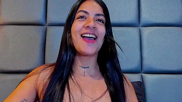 ZOE_GIANLUCA live sex cam