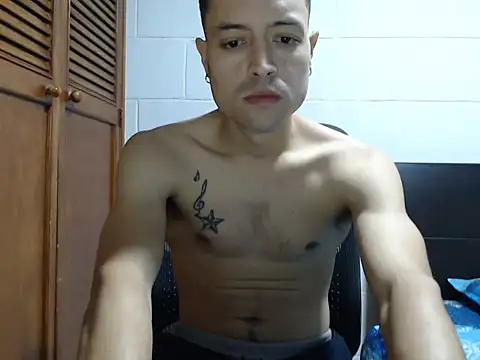 dimitriquiet05's cam snapshot