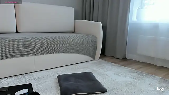 AmelinaLove live sex cam