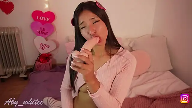 AbyWhitee's cam snapshot