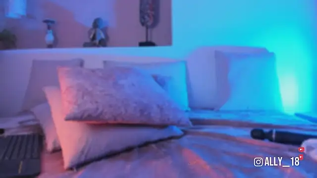 Ally_addams's cam snapshot