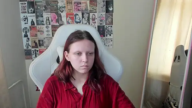 NikolFlostt live sex cam