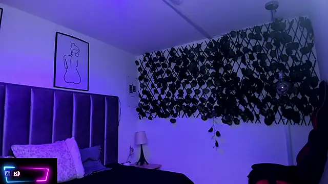 Kitty_Gang's cam snapshot