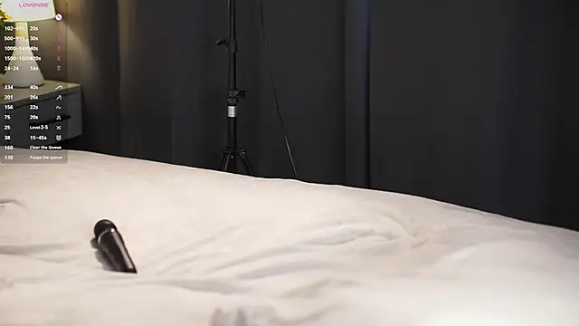 LettySlovacek live sex cam