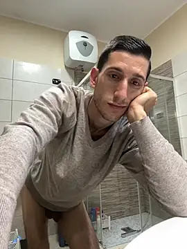 Gionnytav live sex cam