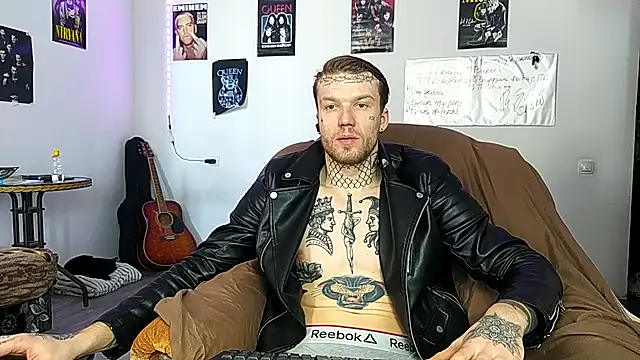 Huntall77 live sex cam