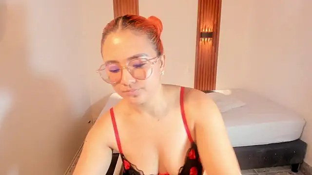 Mia8699's cam snapshot