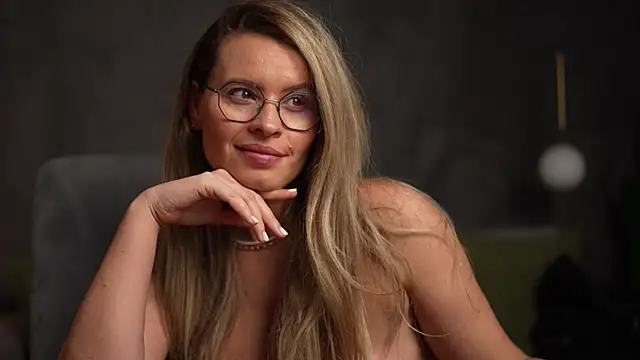 BrandyWhite live sex cam