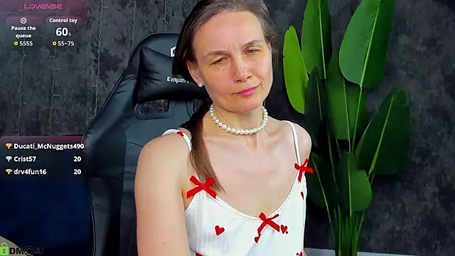 Lillian_White live sex cam