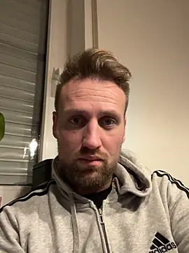 lovefuess live sex cam