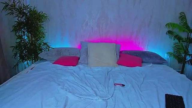 Alic_Fox's cam snapshot